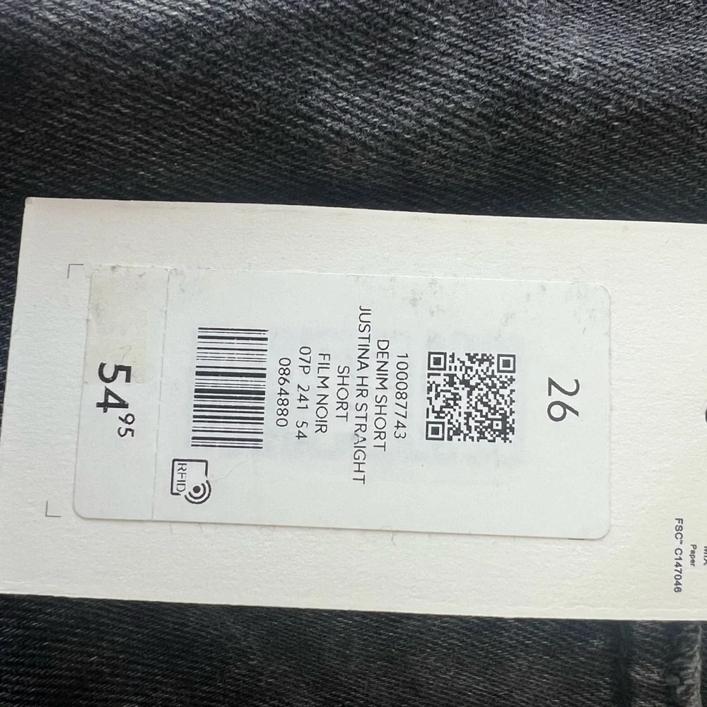 NWT Black Denim Women's Shorts - Picture 5 of 5